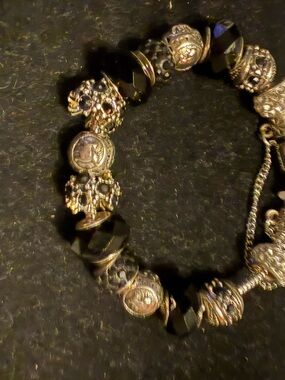 Elegant Black Bead and Filigree Bracelet - Women's Jewelry
